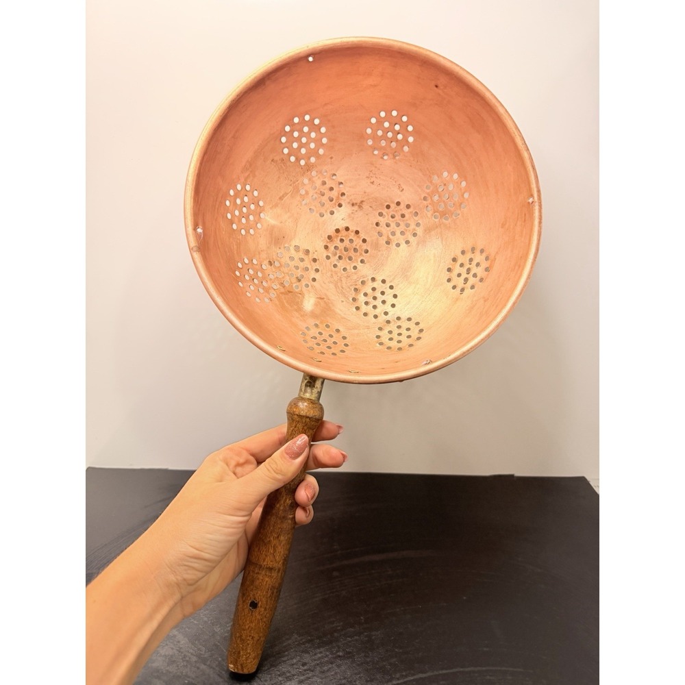 Vintage Copper Colander Strainer Bowl Wood Handle Country Farmhouse